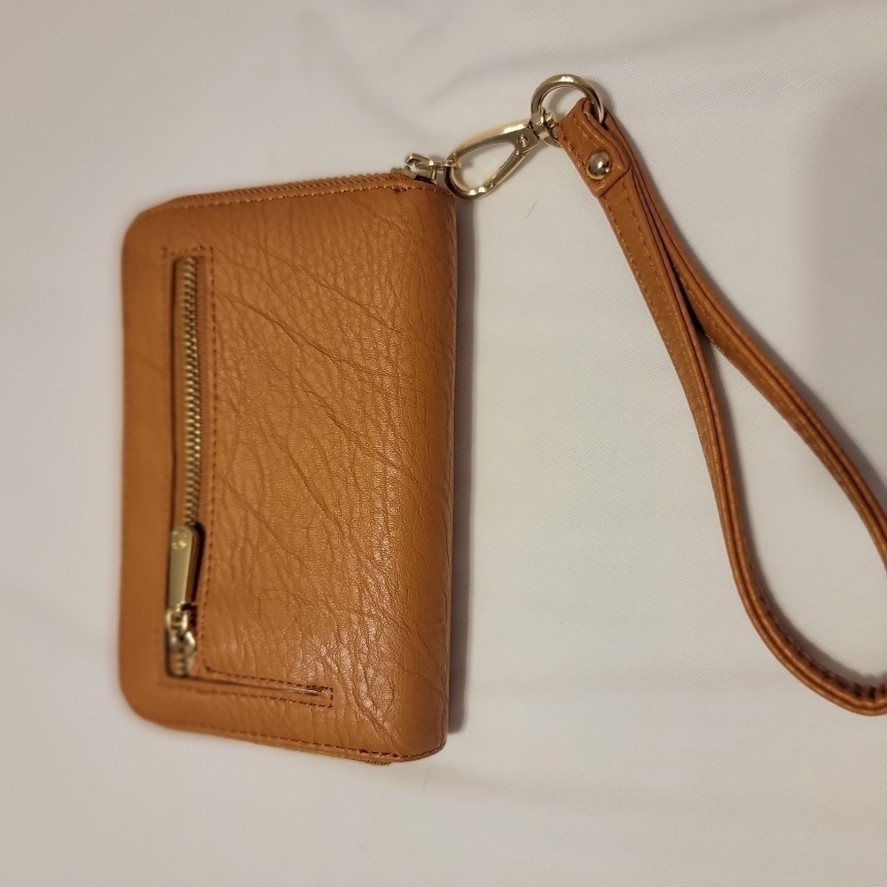 NWOT Faux Leather Wristlet - Picture 7 of 7